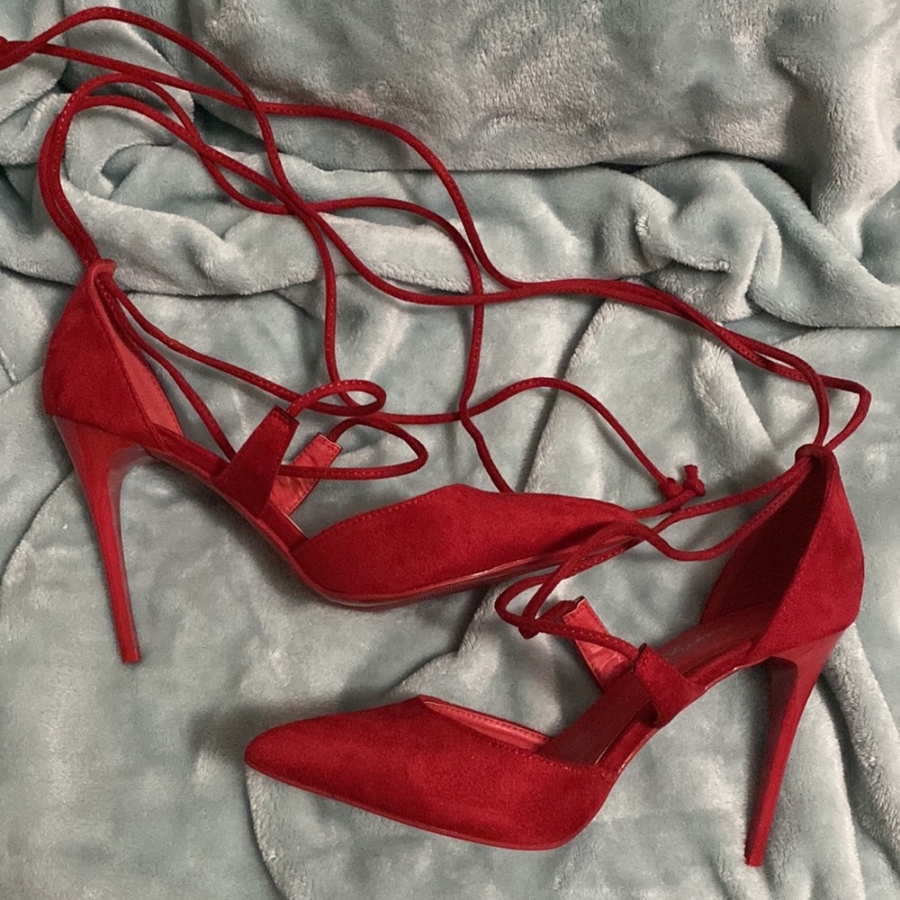 Red faux suede lace up pumps size 8